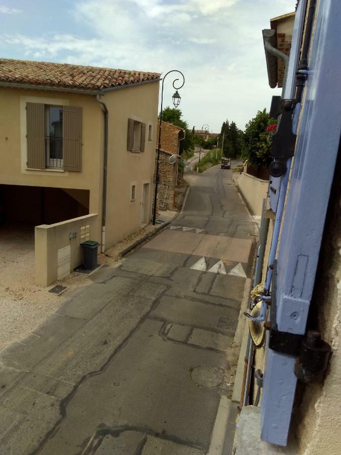 Les Studios Proche Du Mont Ventoux Mazan Exterior foto