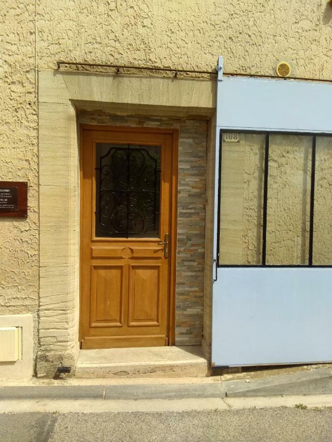 Les Studios Proche Du Mont Ventoux Mazan Exterior foto